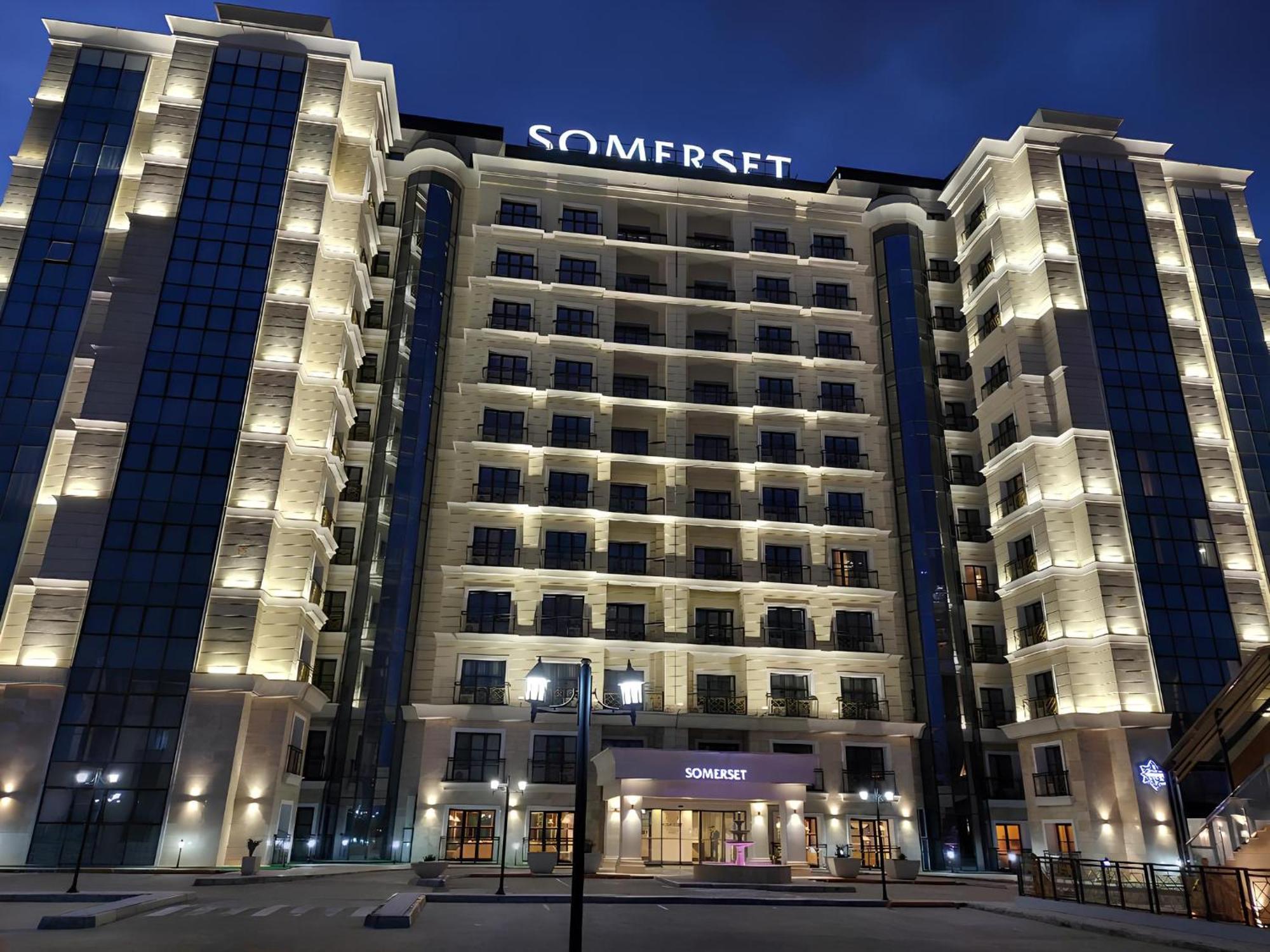 Somerset City Centre Atyraū Zewnętrze zdjęcie